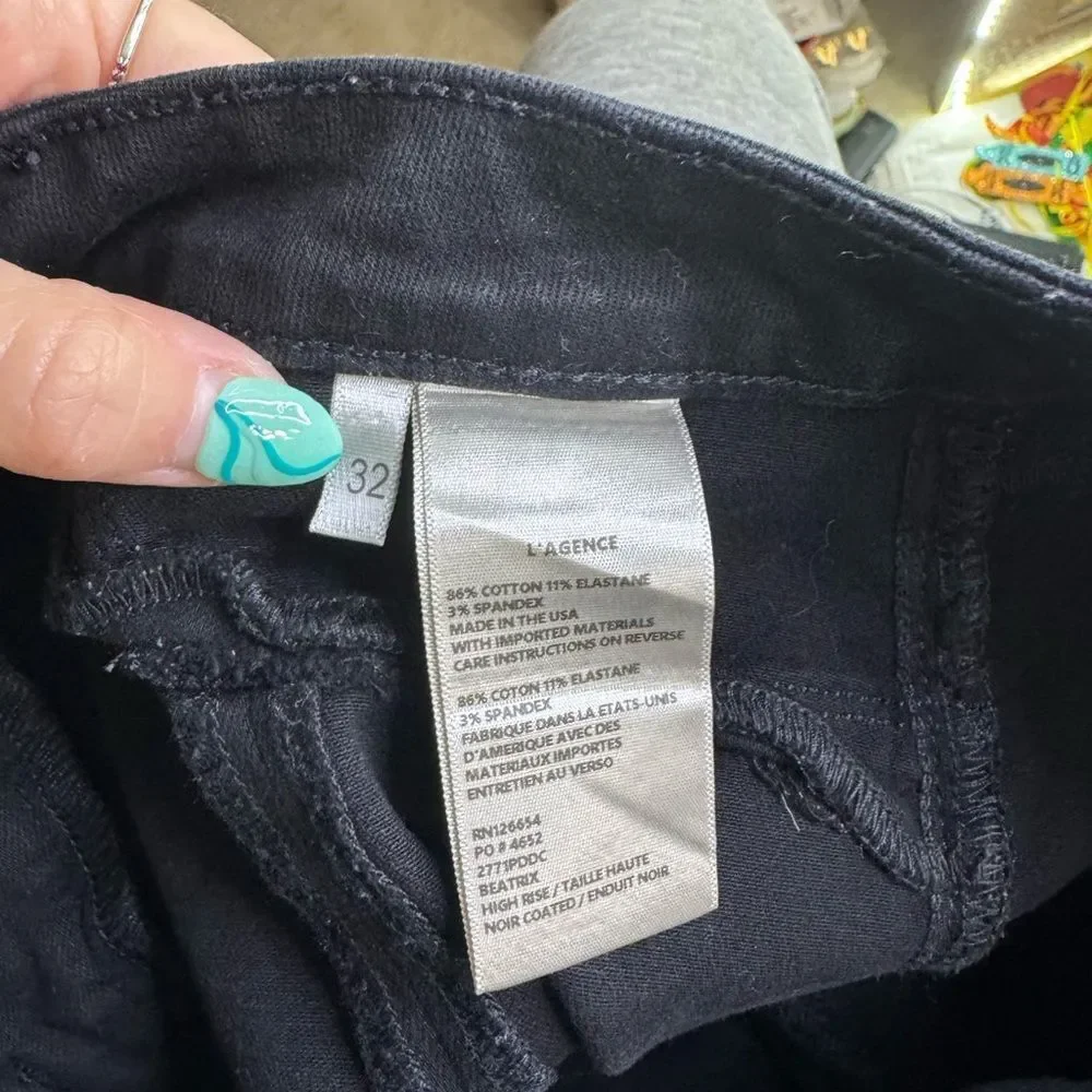 L'AGENCE Women’s Classic Black Denim Sz 32
